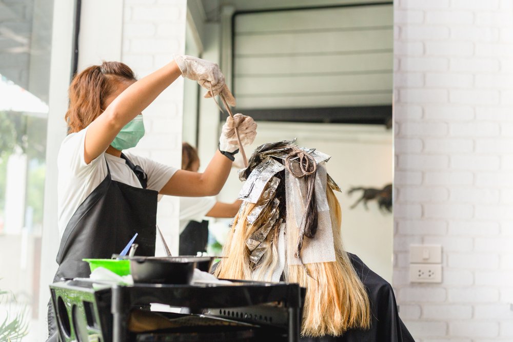 Why Do You Need Dedicated Hair Color Salons Near Narellan